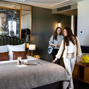 Kamer met een King Size Bed
